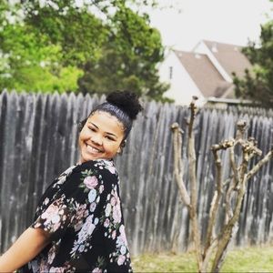 Meet your Posher, Alissa